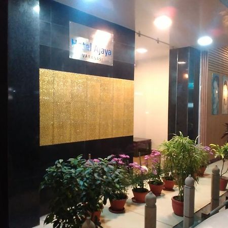 Hotel Ajaya พาราณสี ภายนอก รูปภาพ
